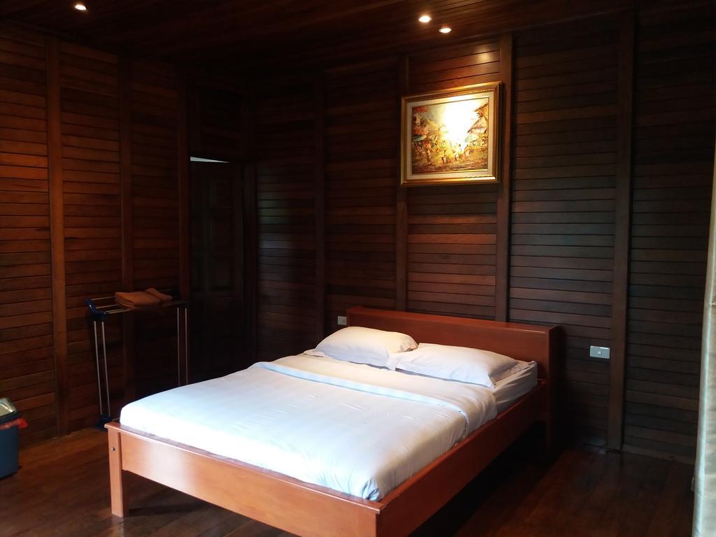 Highland Resort & Nature Tours Tomohon Exterior photo