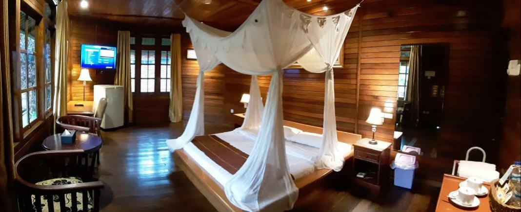 Highland Resort & Nature Tours Tomohon Exterior photo